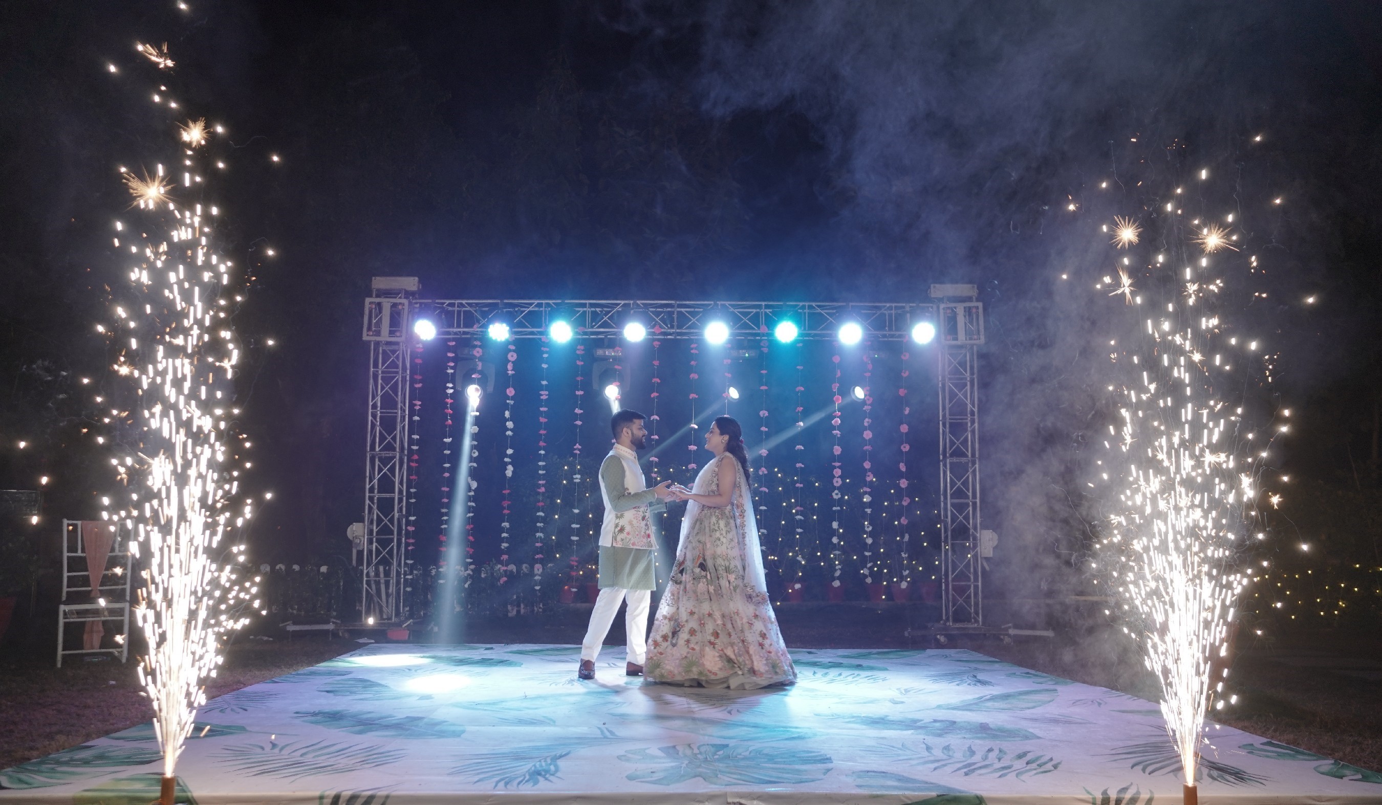 Artwaale — Couple First Dance with Sparklers